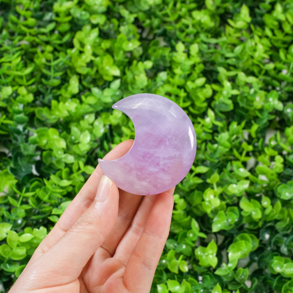 Lavender Amethyst Crescent Moon Crystal Carving | Polished Moon Palm Stone for Calming Energy, Meditation