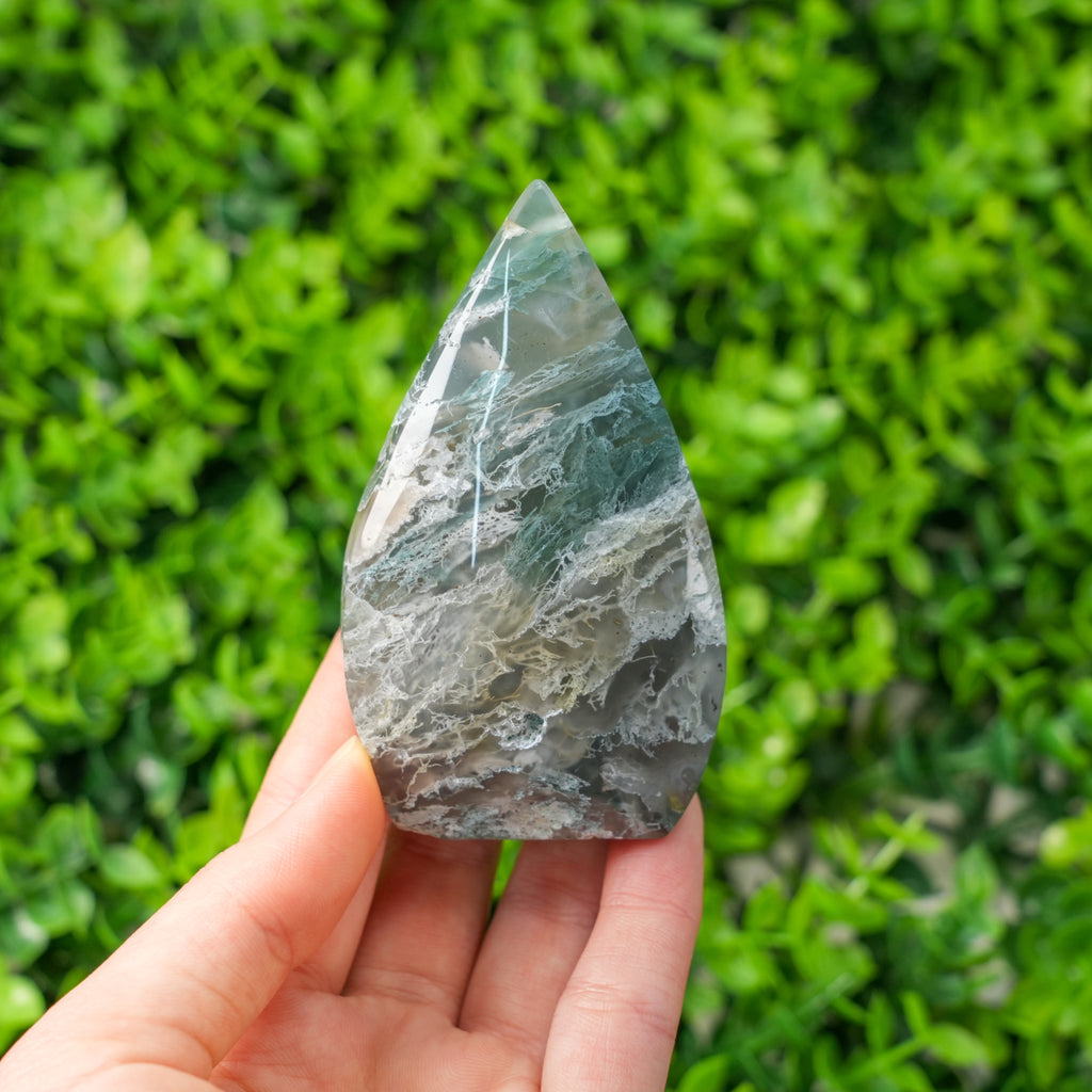 Moss Agate Ornament - Unique Veins, Home Decor & Healing Crystal
