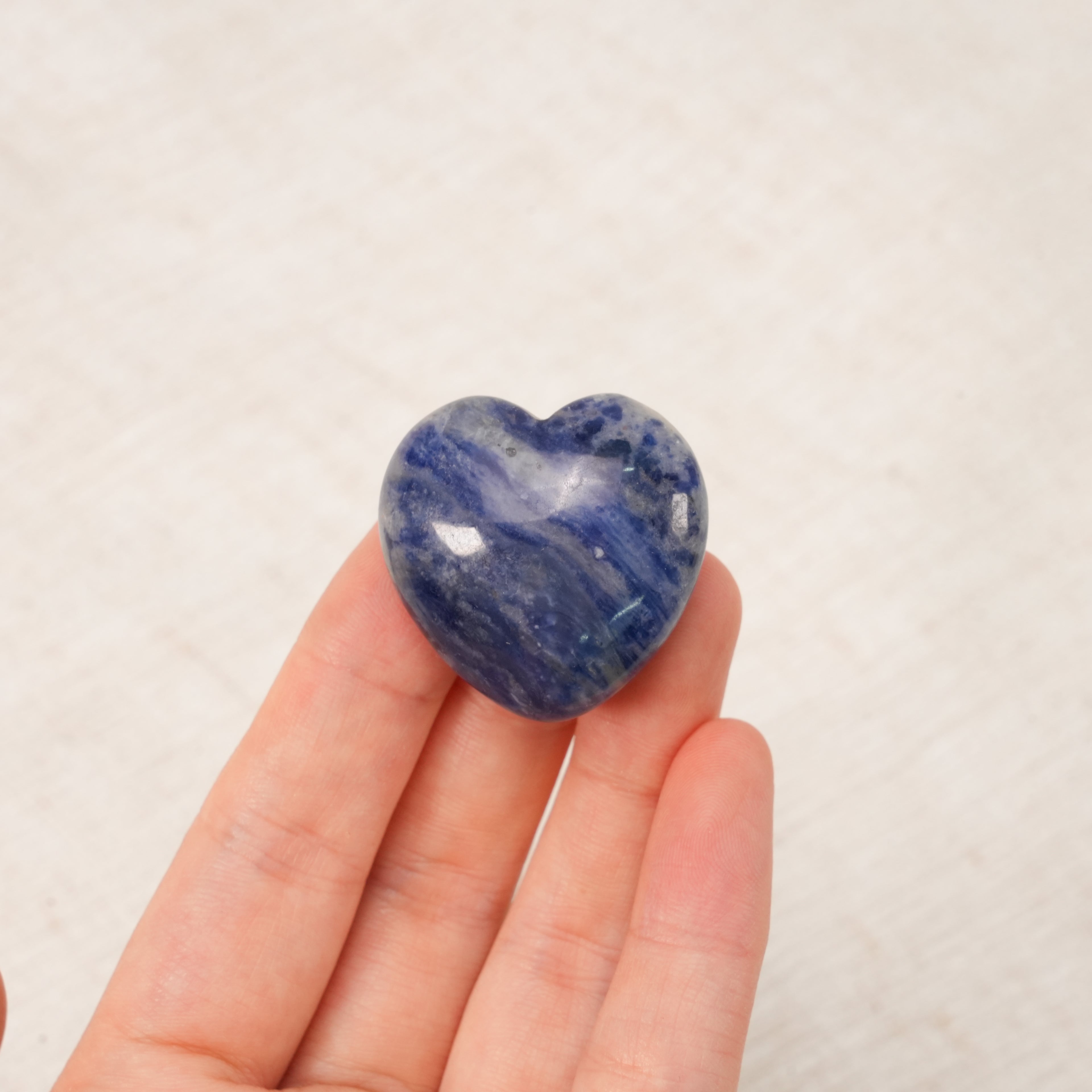 Mini Sodalite Heart Palm Stone, Natural Blue Spot Sodalite Worry Crystal Heart Chakra Decor Gift