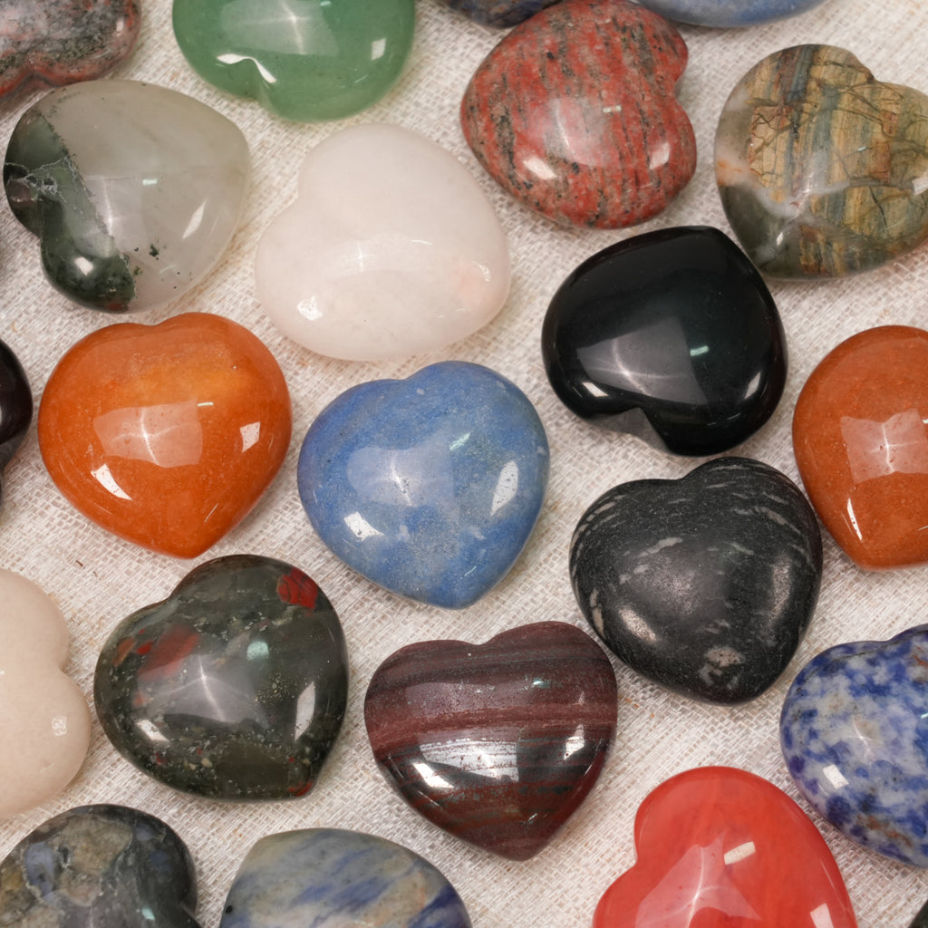 Mixed Natural Crystal Mini Heart Worry Stones Bulk, Assorted Polished Pocket Palm Heart Crystals For Chakra Meditation Healing Gift Wholesale