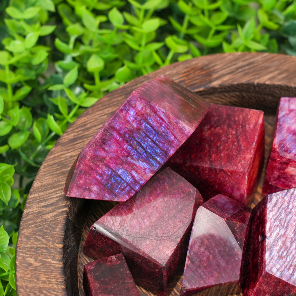 Red Moonstone Free-Form - Natural Healing Crystal for Home Decor, Meditation & Spiritual Balance