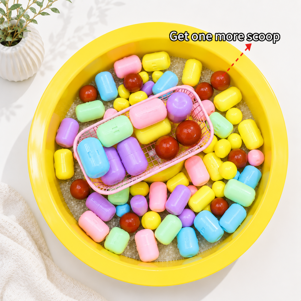 Crystals Capsule Scoop